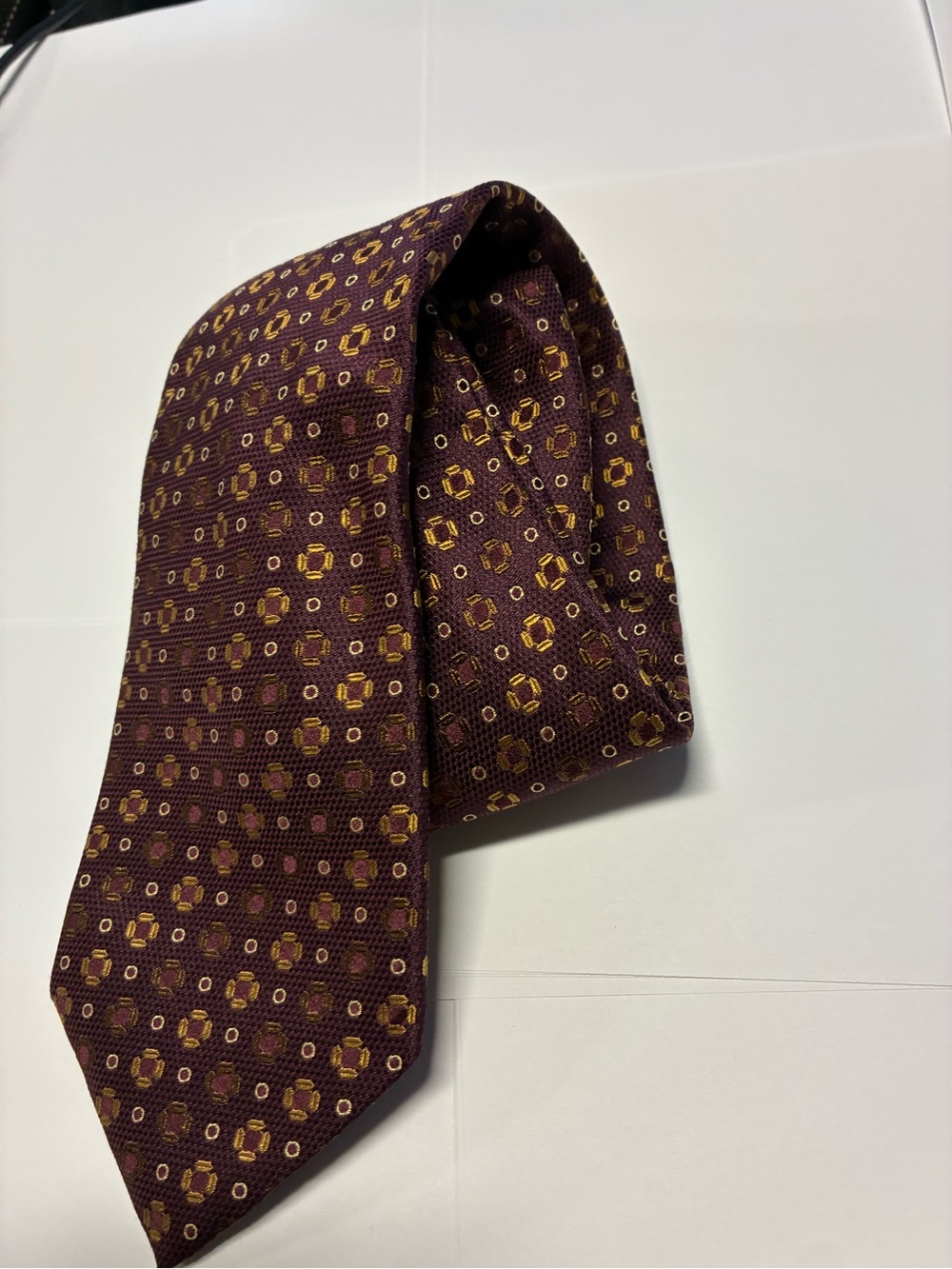 Canali Burgundy Tie with Gold Geometric Motif